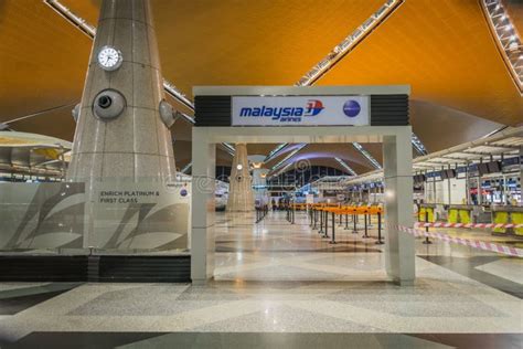 Malaysia Airlines Check In Counter At Kuala Lumpur International