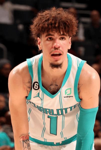 Cuánto dinero gana al día LaMelo Ball con Charlotte Hornets QUIERO