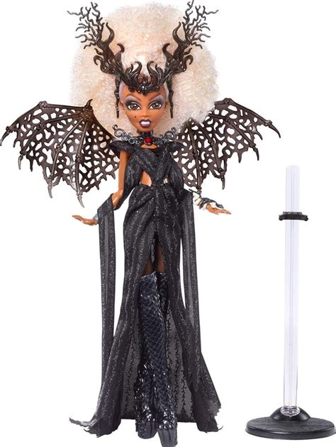 Monster High Rupaul Dragon Queen Doll Glimmering Black Gown Knee High