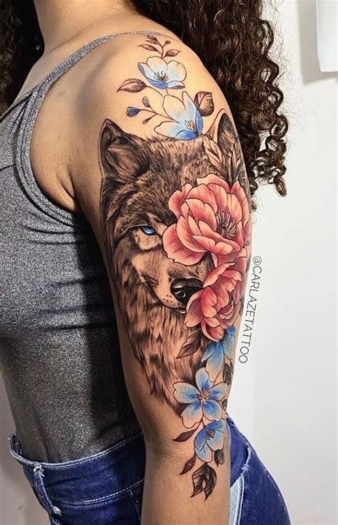 Tattoo tatuagem lobo flores no braço por carlazetattoo Tatuagem