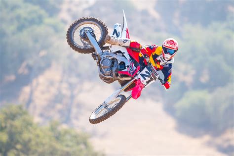 Honda CRF Wallpapers - Wallpaper Cave