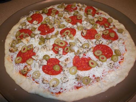 Kaitlin in the Kitchen: Thin & Crispy Pizza Crust