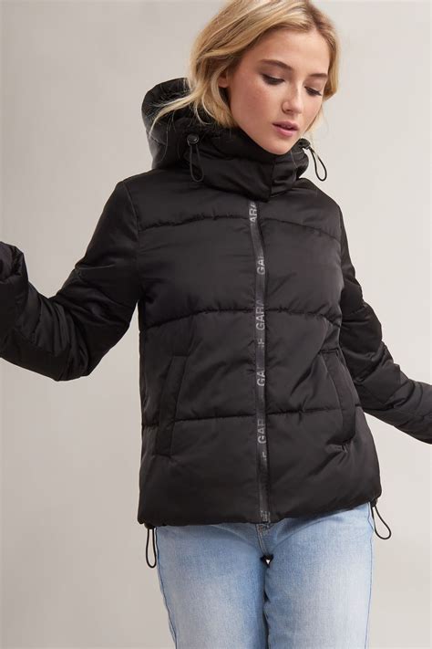 The Warmest Puffer Jacket Black Garage