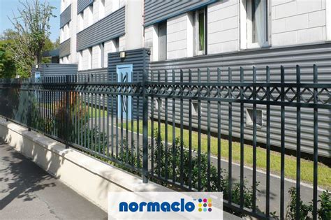 Clôture NORMASTYL de normaclo pour la résidentialisation de logements