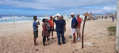 Filho De Barraqueiro Desaparece Em Praia Da Barra Da Tijuca Rio De