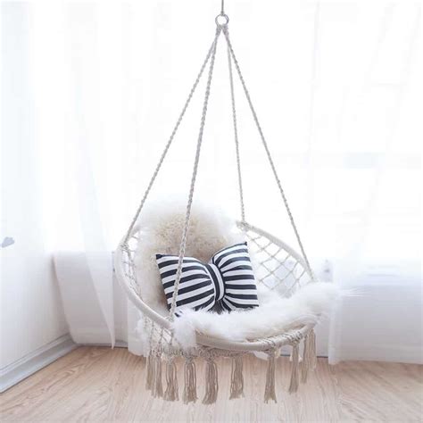 hanging white chair - TwinPickle