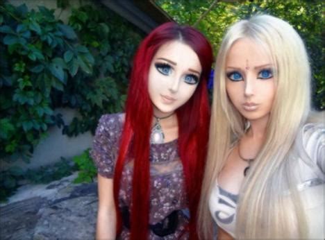 Scary Barbie Doll for Halloween - FunnyMadWorld