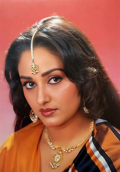 Jayaprada Wallpaper Download Mobcup 10 Most Beautiful Women Beautiful Women Pictures