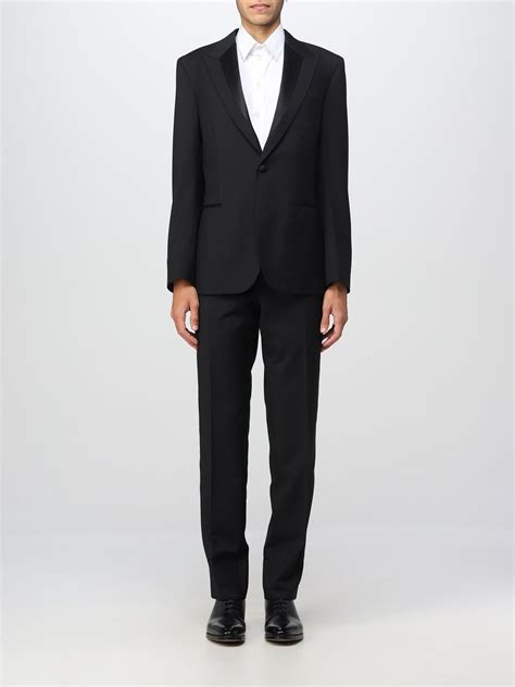 Brioni Suit Men In Black Modesens