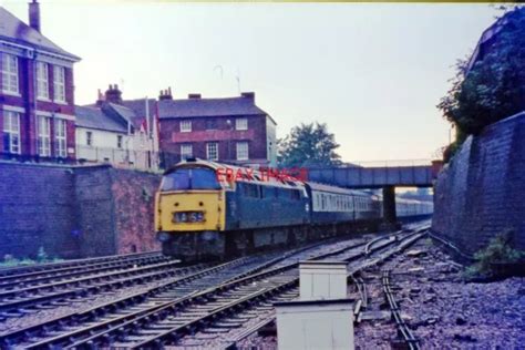 Photo Class 52 Western Chieftain D1057 At Newbury West 13th Sept 1975 £1 50 Picclick Uk