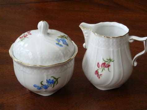 Schirnding Bavaria 140 Made In W Germany Dainty Porcelain Creamer And