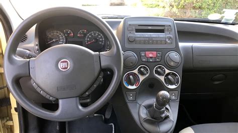 FIAT PANDA D Occasion Panda 1 2 8V Emotion Romainville CARIZY