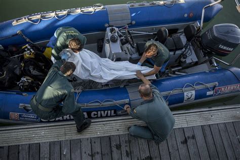 Alrededor De Migrantes Han Muerto En El Mediterr Neo En