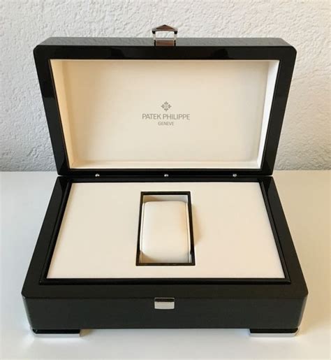 Boîte Patek Philippe neuve Kaufen auf Ricardo