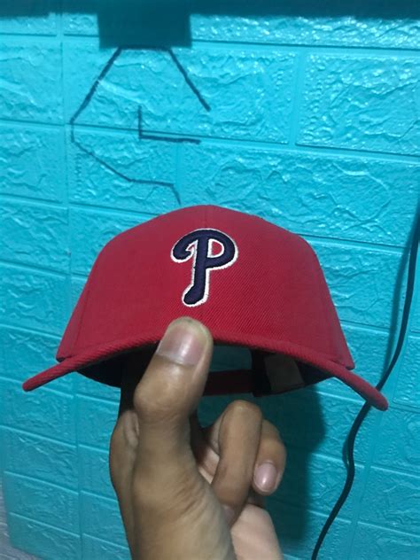 Phillies Vintage cap OG logo, Men's Fashion, Watches & Accessories, Caps & Hats on Carousell