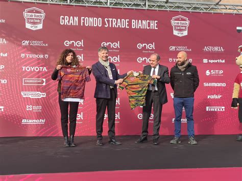 Rcs Sport Events Dona Generi Alimentari Ai Cappuccini Gazzetta Di Siena