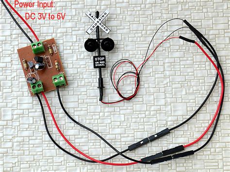 1 x HO Scale Railroad Crossing Signals LED flashing + Circuit board flasher | eBay