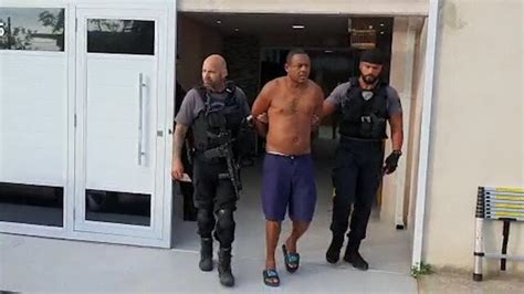 Homem Apontado Como Chefe Da Milícia Na Comunidade Da Carobinha Em