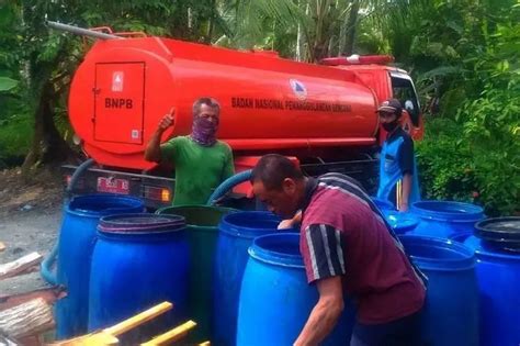 Bpbd Jateng Bantu Air Bersih Ke Daerah Terdampak Kemarau Antara News