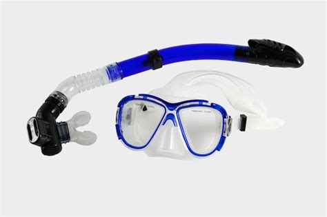 Premium Photo Snorkel And Mask For Snorkeling Closeup Isolated On