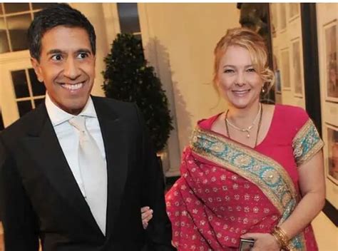 Dr. Sanjay Gupta with his American wife Rebecca Olsen Gupta в 2024 г