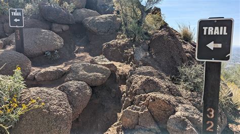 Camelback Mountain Cholla Trail Vs Echo Canyon Trail Class C Broads