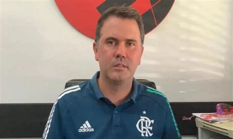 Flamengo Anuncia Luiz Carlos Como Novo Gerente De Futebol Profissional