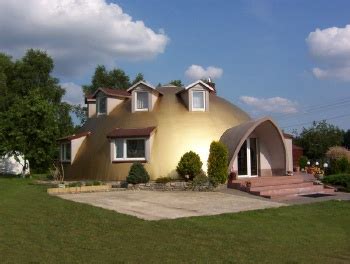 Concrete Dome Homes - What Is A Concrete Monolithic Dome Home?