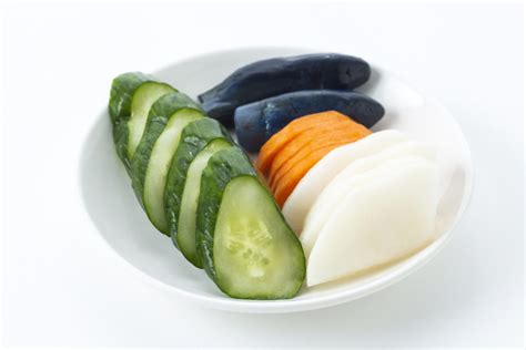 漬物で野菜の栄養を取れるの？ 塩分多くない？ 管理栄養士に聞いて分かった摂取の“意外なメリット” オトナンサー