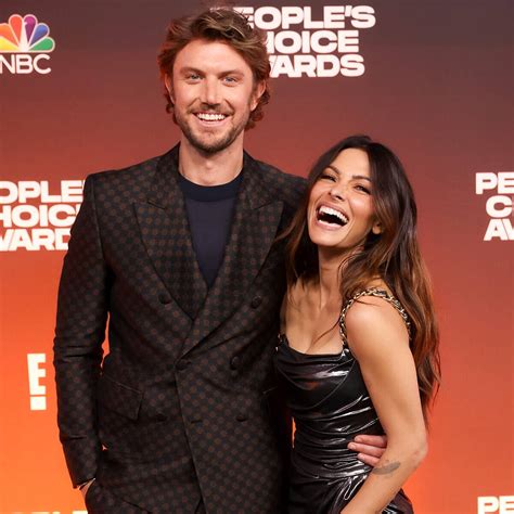 Sex Life S Sarah Shahi And Adam Demos Heat Up The 2021 PCAs With Red