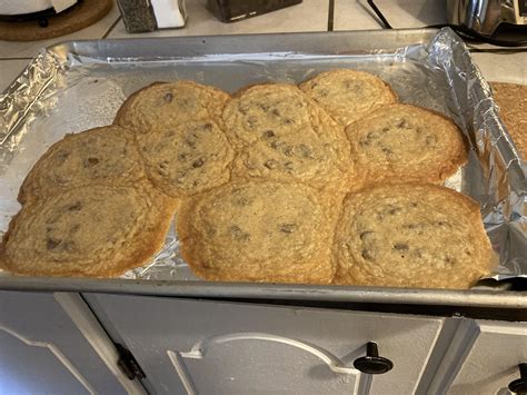 Chocolate chip cookies gone Wrong : r/Baking