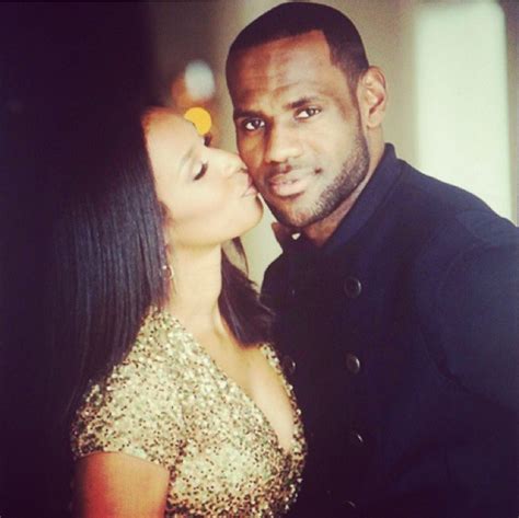 Mr And Mrs James 🔥🔥🔥 Lebron James And Wife Lebron James Savannah Chat