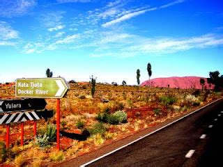 Uluru+rock.jpg