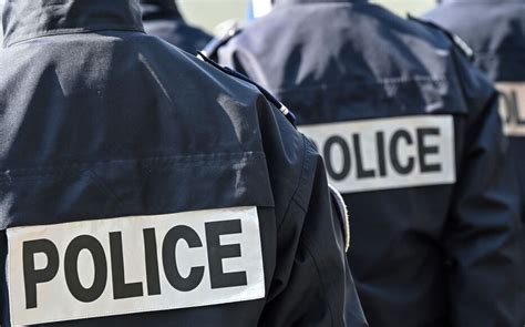 Paris trois policiers hors service interpellés après avoir tiré en l