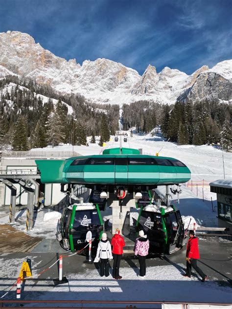 San Martino Di Castrozza In Estate E Inverno Baita Colverde