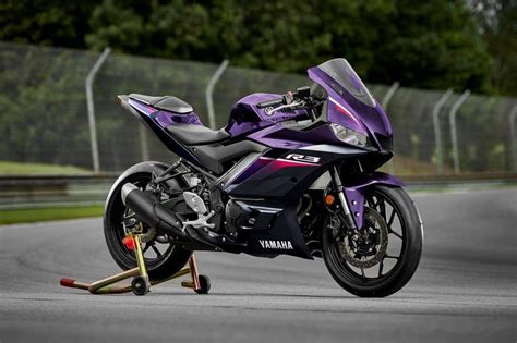 【2023 Yamaha Yzf R3海外新色发布：幻影紫梦回90年代】雅马哈旗摩托车社区易车社区