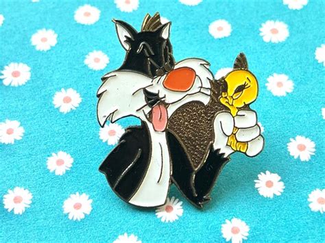 Vintage Pins Titi And Grosminet Looney Toons Cartoo Gem