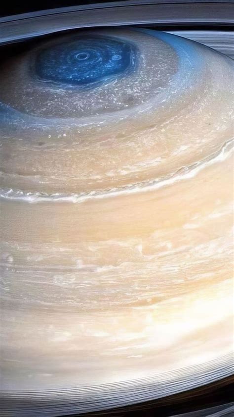 saturn  close nasas stunning shots   ringed giant
