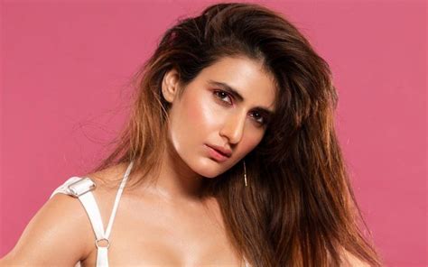 Fatima Sana Shaikh Did A Bo Ld Photoshoot Wearing A Backless Bralette