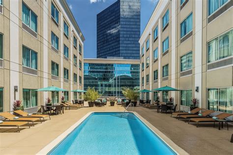 Courtyard by Marriott Charlotte City Center Hotel Photo Tour