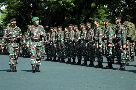 Foto Pangdam Xiv Hasanuddin Pimpin Upacara Penyambutan Satgas Pamtas