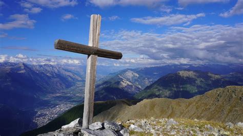 Randonn E Alpine T G Nepi M En Boucle Depuis Col De La Forclaz