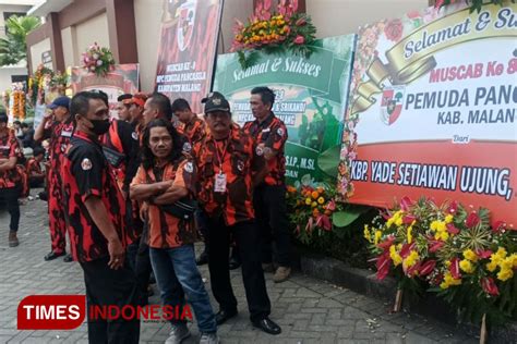 Ratusan Karangan Bunga Hiasi Muscab Pemuda Pancasila Kabupaten Malang