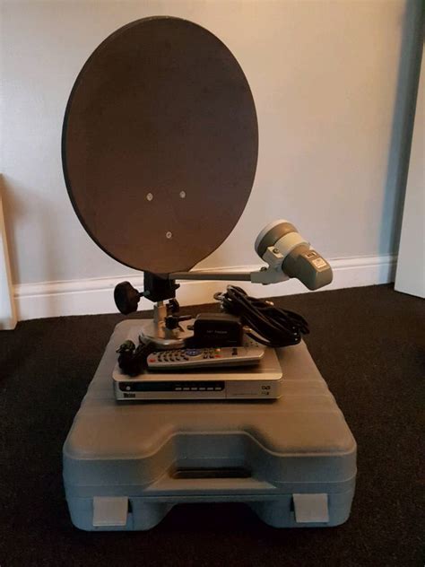 Portable satellite dish with receiver | in Dundee | Gumtree