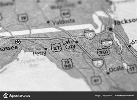 Lake City Map Stock Photo by ©aliceinwonderland2020 460566464