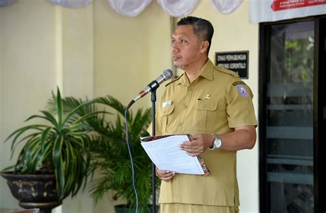 Jajaran ASN Dan PTT Diskominfotik Lakukan Penandatanganan Pakta