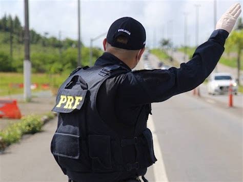 Prf Flagra Motorista Inabilitado Dirigindo Em Itabaiana Se Pol Cia