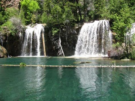 Guide To Hiking Hanging Lake in Colorado - The Happiness Function