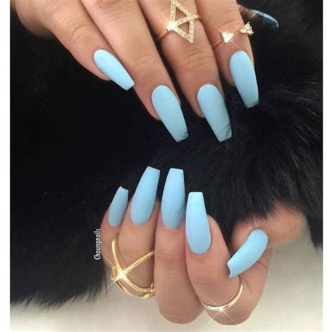 Gorgeous Blue Nails For A Refreshing Manicure