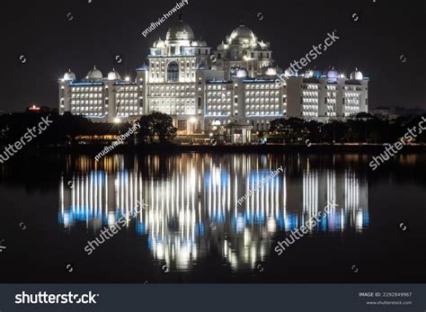 323 Building With Water Tank Night View Royalty-Free Images, Stock ...